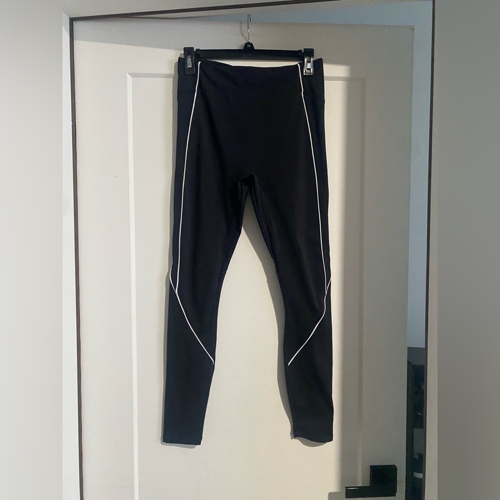 Fabletics Motion365+ Black Leggings with White Piping